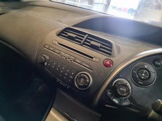 Honda Civic Civic (FK/FN), Hatchback, 2005 / 2012 2.2 i-CTDi 16V picture 9