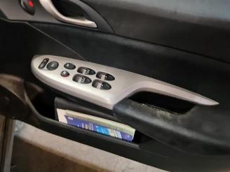 Honda Civic Civic (FK/FN), Hatchback, 2005 / 2012 2.2 i-CTDi 16V picture 11