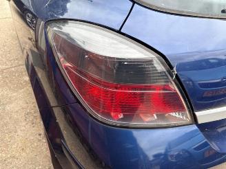 Opel Astra Astra H GTC (L08), Hatchback 3-drs, 2005 / 2011 1.8 16V picture 17