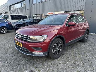 uszkodzony samochody osobowe Volkswagen Tiguan 2.0 TSI 4MOTION DSG 2017/1