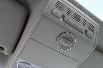 Volkswagen Transporter 2.0 TDI L2H1 DC 4Motion Highline 2 x schuifdeur picture 18