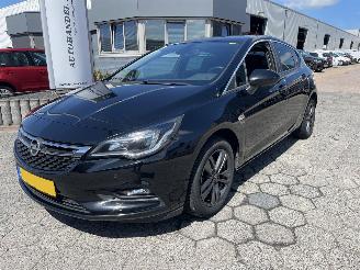 Coche accidentado Opel Astra 1.0 Turbo 120 Jaar Edition 2019/6