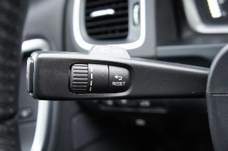 Volvo V-60 2.4 Twin Engine Hybrid D6 AWD Summum Harman Kardon Trekhaak 212KW picture 23