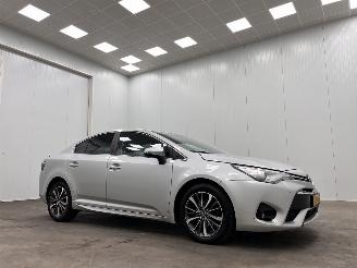 skadebil auto Toyota Avensis 1.6 D-4D-F Navi Clima 2015/9