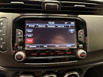 Alfa Romeo Giulietta 1.6 JTDM 77kW Navi Airco Exclusive picture 14