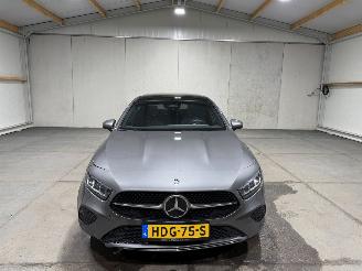 Mercedes A-klasse 180 100kW Automaat Panoramadak Star Edition picture 4