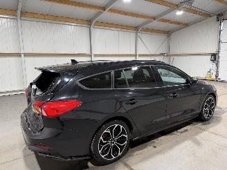 Ford Focus 1.0EcoBoost 92kW Hybrid ST line X Business picture 5