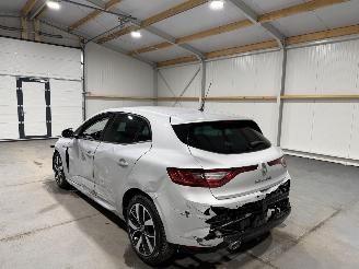 Renault Mégane 1.3TCE 103kW Automaat Bose picture 12