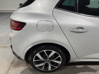 Renault Mégane 1.3TCE 103kW Automaat Bose picture 34