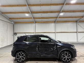 uszkodzony samochody osobowe Volkswagen T-Cross 1.6TDI 70kW Automaat Style 2019/10