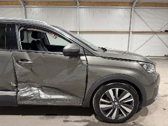 Peugeot 5008 1.2PT 96kW Clima Allure picture 16