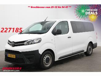 Käytettyjen commercial vehicles Toyota Proace 1.5 D-4D Cool Long 9-Pers. Airco Cruise 2022/5