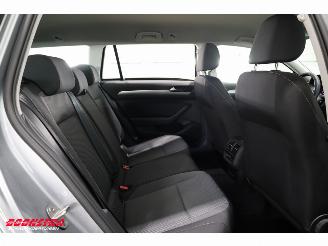 Volkswagen Passat Variant 2.0 TDI DSG Business Navi Clima Cruise Camera SHZ AHK 40.799 km! picture 18