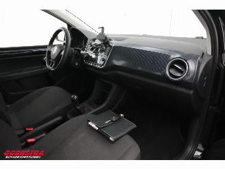 Volkswagen Up! 1.0 5-drs Airco 95.741 km! picture 14