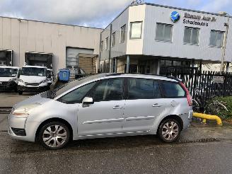 Voiture accidenté Citroën Grand C4 Picasso 1.6 vti 88kW 7 persoons 2010/5