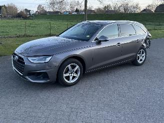 Unfallwagen Audi A4 2.0 TDI / Automaat 2021/4