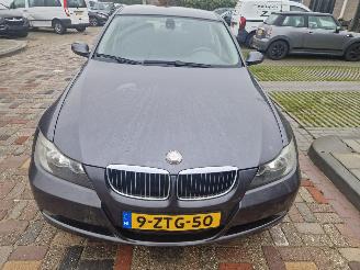 Vaurioauto  passenger cars BMW 3-serie 320I 2005/3