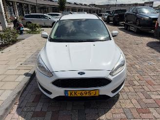 Damaged car Ford Focus 1.5 TDCI 2016/9