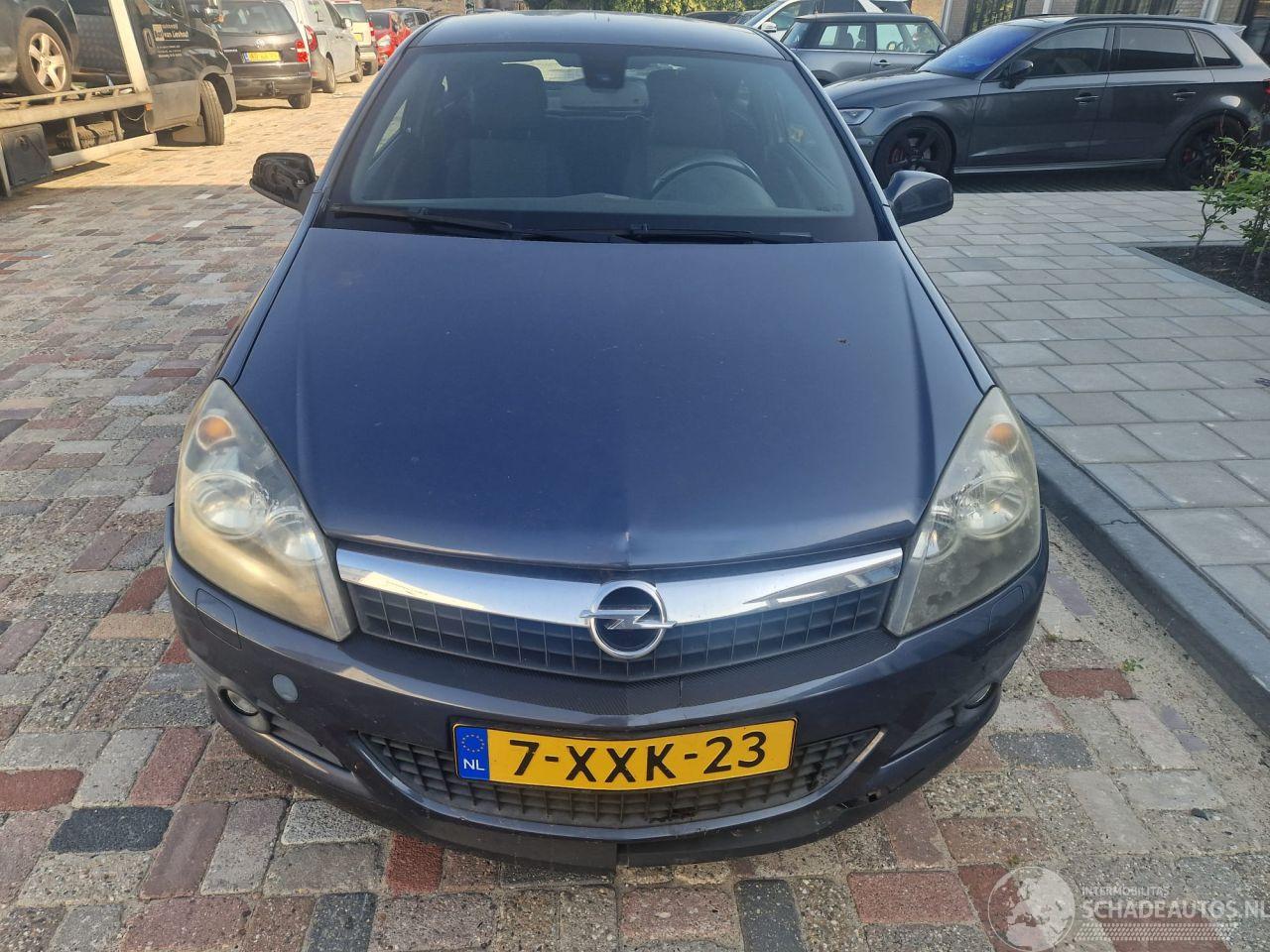 Opel Astra 1.4 gtc