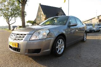 Damaged car Cadillac BLS 2.0T 175pk Business, airco enz 2006/4