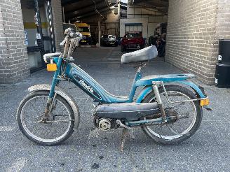 dommages vélos Overige  Flandria Diana klassieke bromfiets uit belgie 1971/1