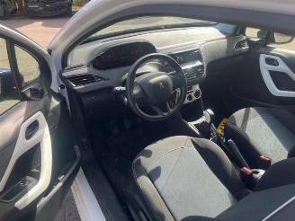 Peugeot 208 208 I (CA/CC/CK/CL), Hatchback, 2012 / 2019 1.0 Vti 12V PureTech picture 5