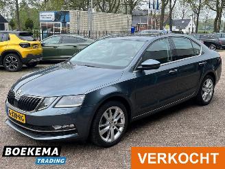 Skoda Octavia 1.0 TSI Business Ed Navigatie Canton Stoelverw. Climate Cruise PDC picture 4
