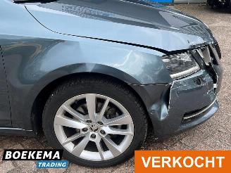 Skoda Octavia 1.0 TSI Business Ed Navigatie Canton Stoelverw. Climate Cruise PDC picture 7