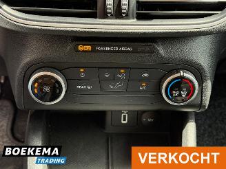 Ford Focus Wagon 1.0 EcoBoost Trend Edition Business Navigatie Climate Cruise PDC picture 25