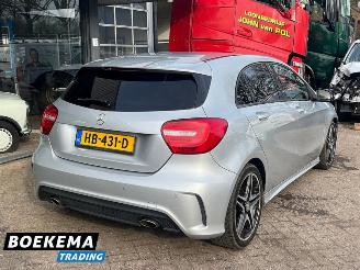 Mercedes A-klasse 180 Ambition AMG Automaat Navigatie Clima picture 2