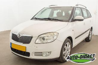 Vaurioauto  passenger cars Skoda Fabia Combi 1.4 TDI Airco Greenline 2008/7