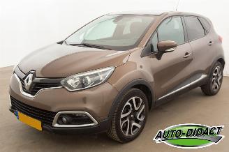 Schadeauto Renault Captur 1.2 TCe Autom verbrande klep 2015/1