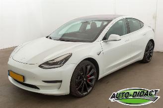 skadebil auto Tesla Model 3 82% HV Healt Performance AWD 75 kWh 2020/8