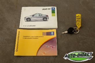 Peugeot 206 CC 1.6-16V 98.259 km Clima Quiksilver picture 23