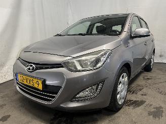 skadebil auto Hyundai I-20 i20 Hatchback 1.2i 16V (G4LA) [63kW]  (03-2012/12-2015) 2012/9
