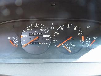 Porsche 944  picture 13