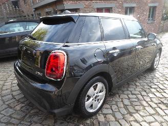 Mini Cooper Essential picture 5