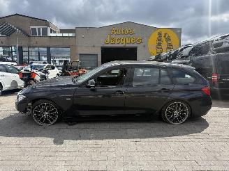 uszkodzony samochody osobowe BMW 3-serie TOURING 2013/4