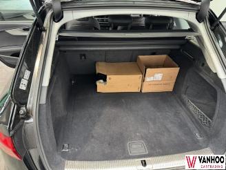 Audi A4  picture 11