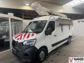škoda osobní automobily Renault Master  2022/6