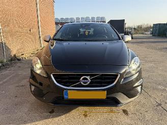 Volvo V-40 2.0 D2 R Design picture 14
